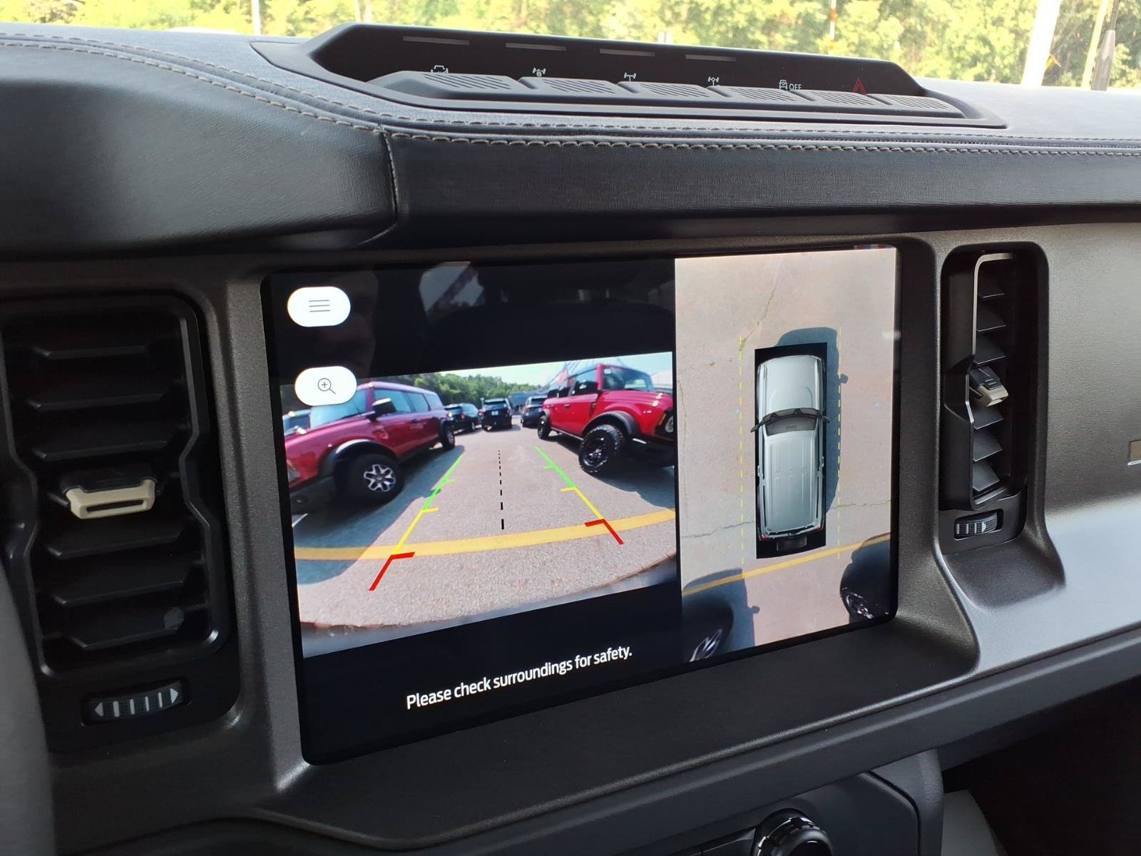 Certified 2025 Ford Bronco Badlands AWD/4WD image 17