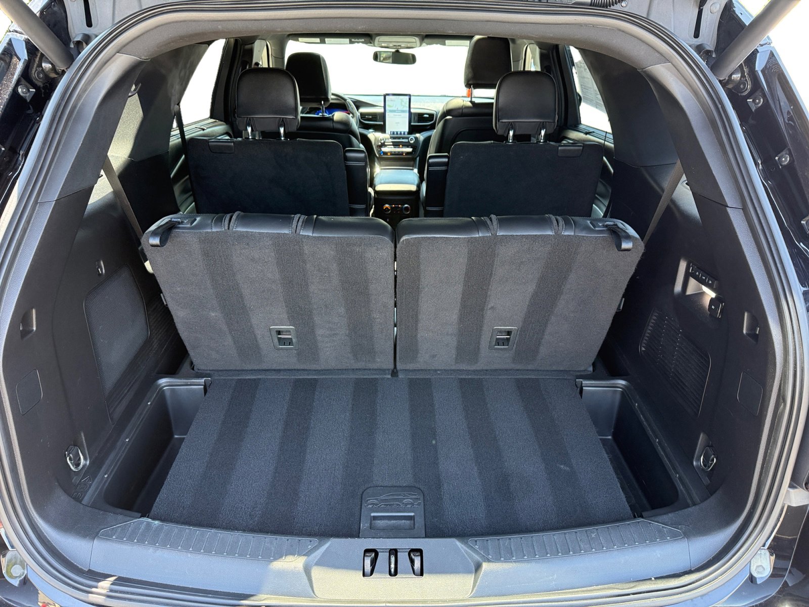 Certified 2020 Ford Explorer ST AWD/4WD image 17