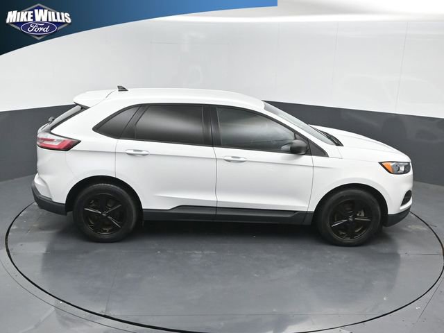 Certified 2019 Ford Edge SE FWD image 16