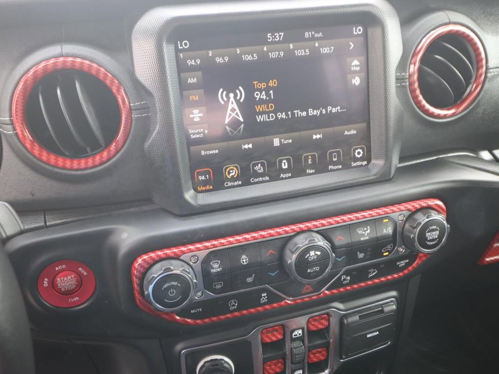 Used 2021 Jeep Wrangler Unlimited Sahara AWD/4WD image 21