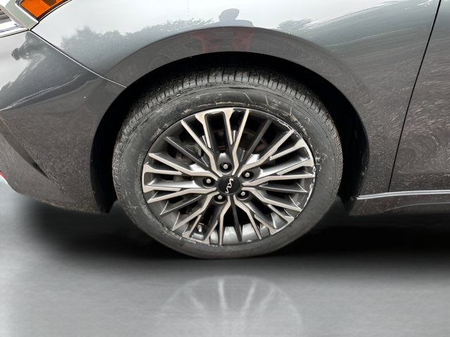 Used 2023 Kia Forte GT-Line FWD image 18