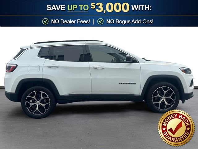 Used 2024 Jeep Compass Latitude AWD/4WD image 8