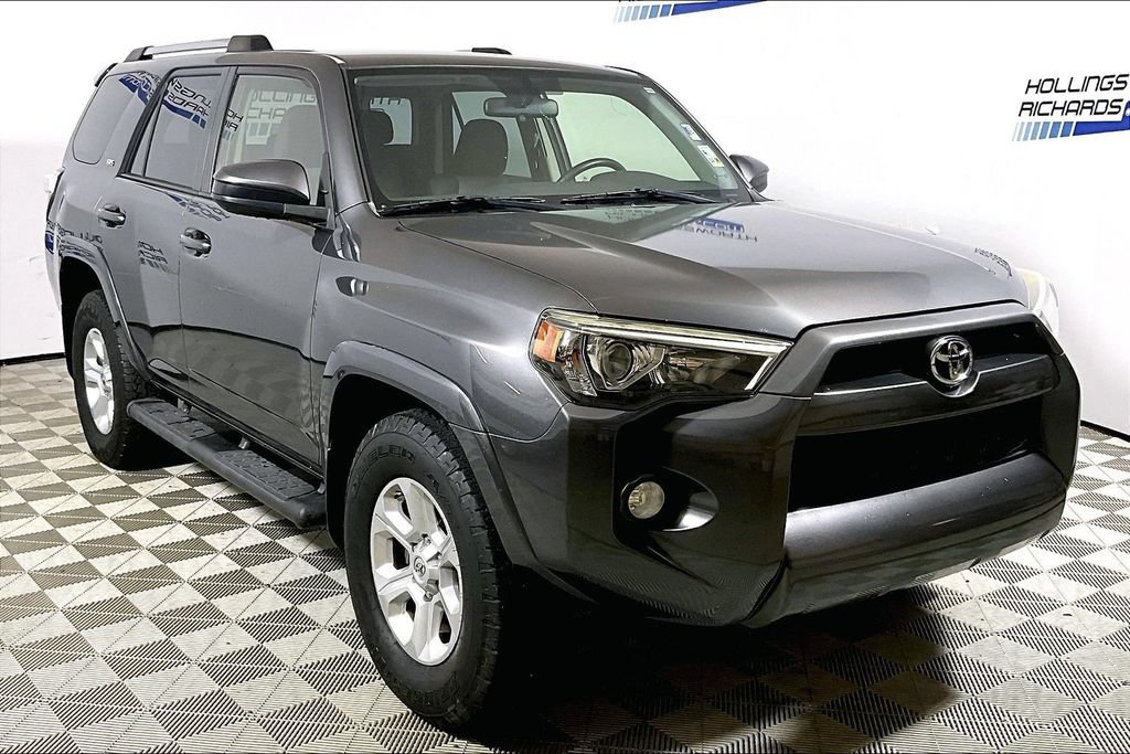 Used 2019 Toyota 4Runner SR5 RWD image 3