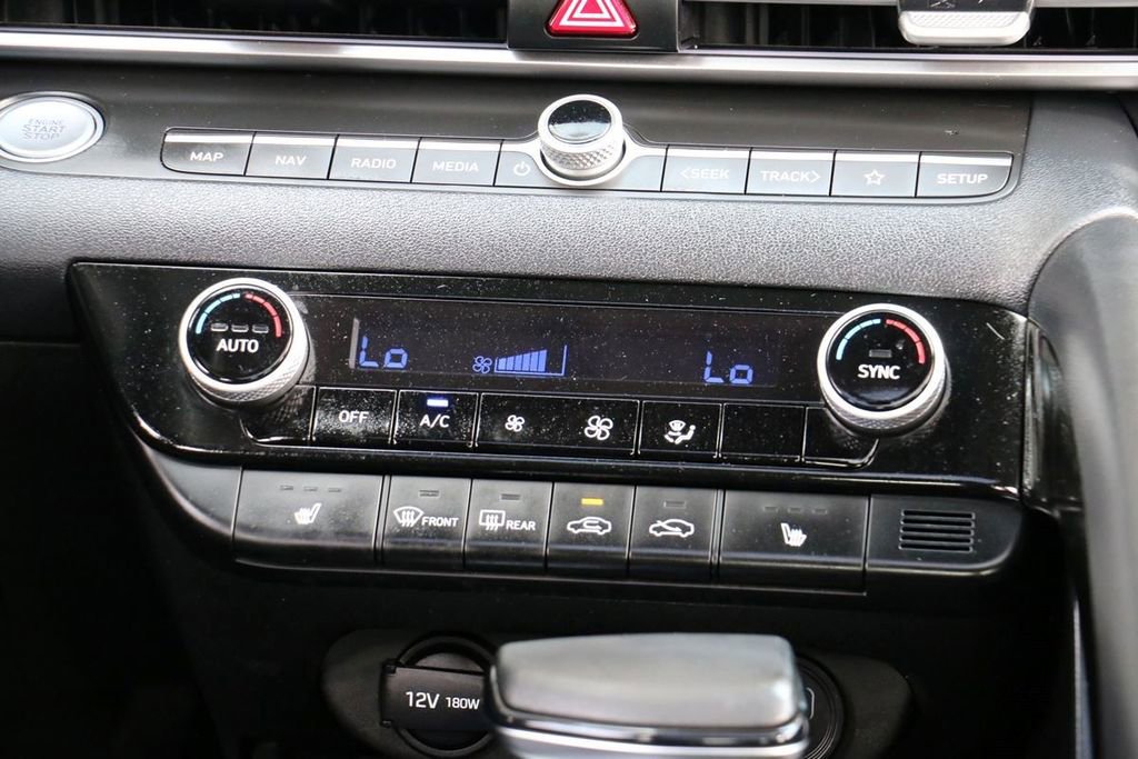 Used 2021 Hyundai Elantra Limited w/ Cargo Package FWD image 28