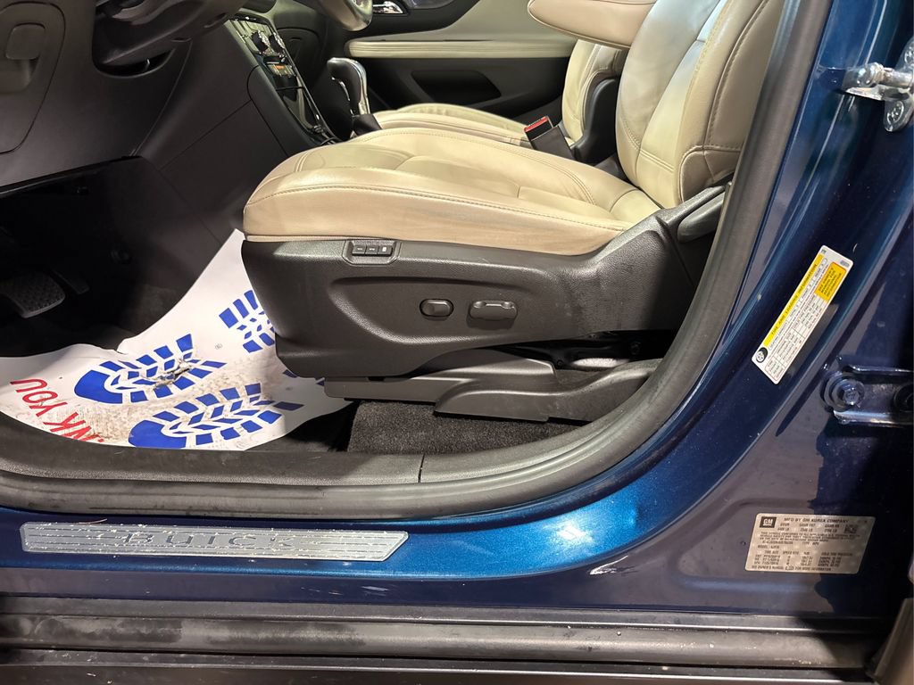 Used 2019 Buick Encore Essence w/ Experience Buick Package AWD/4WD image 30
