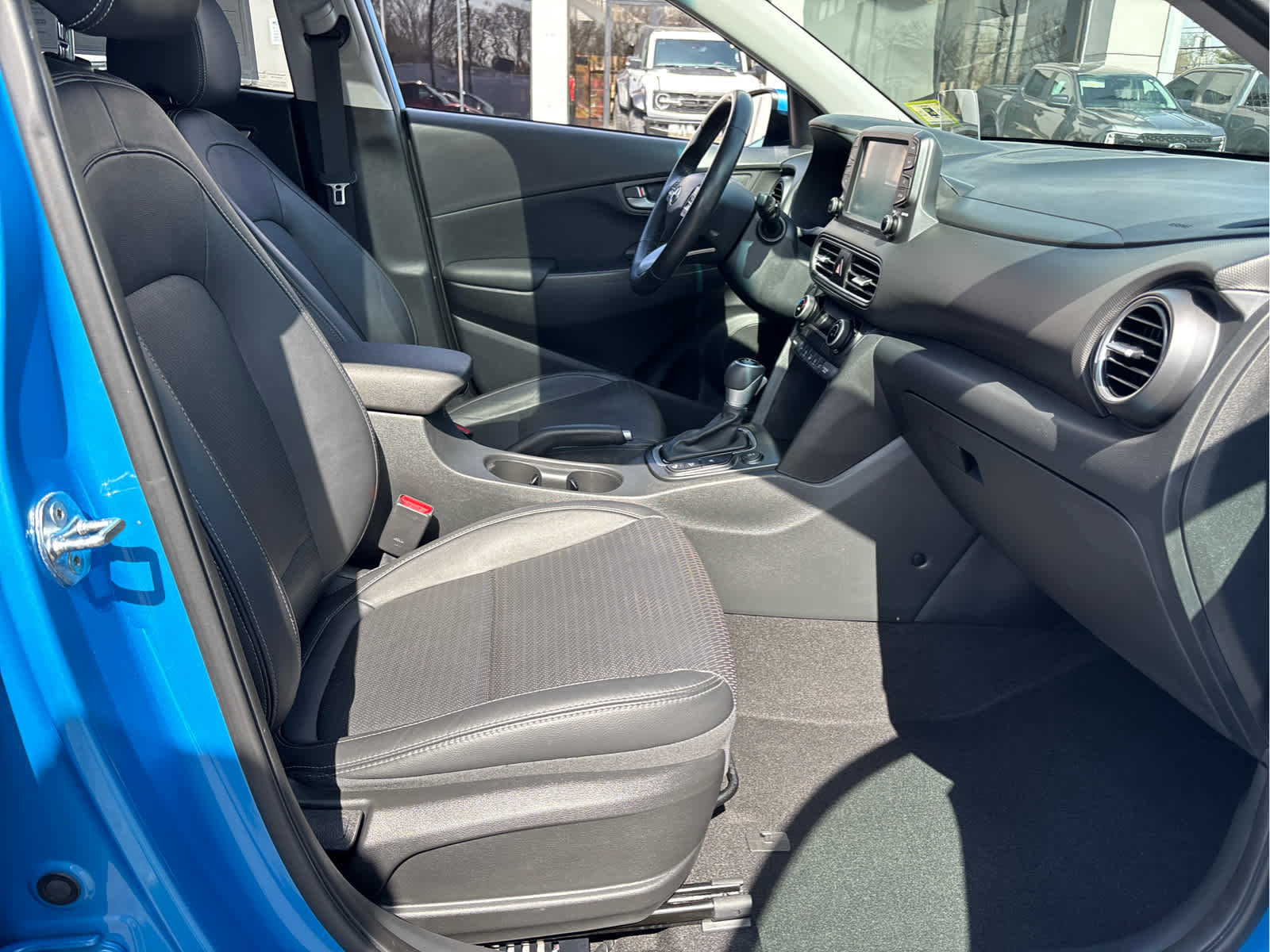 Used 2021 Hyundai Kona Ultimate w/ Cargo Package AWD/4WD image 29