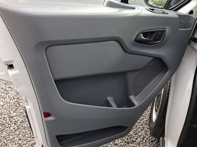 Certified 2017 Ford Transit 150 130 Low Roof RWD image 12