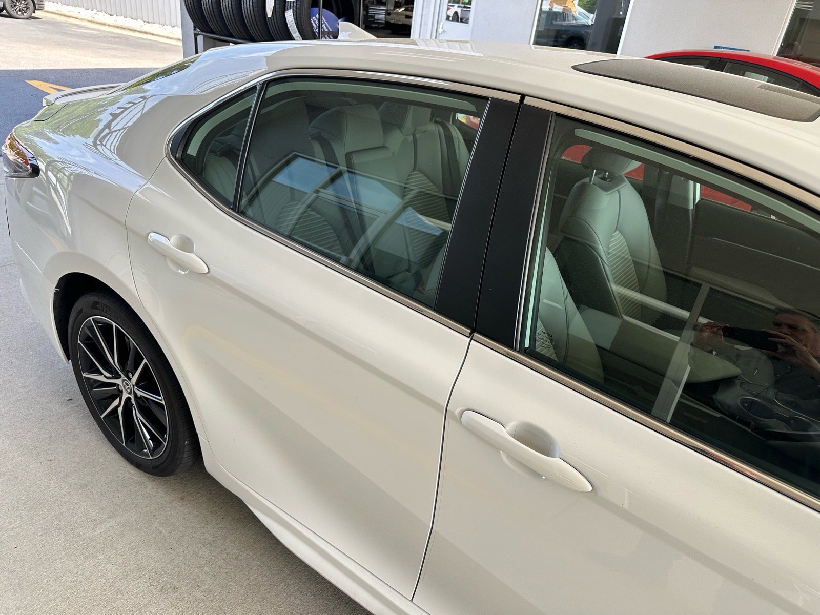 Used 2023 Toyota Camry SE w/ Convenience Package image 10