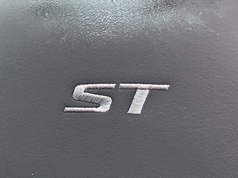 Used 2023 Buick Envision Essence w/ Technology Package I image 20