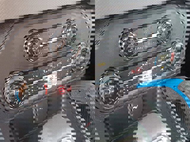 Certified 2024 Ford Bronco Black Diamond image 23