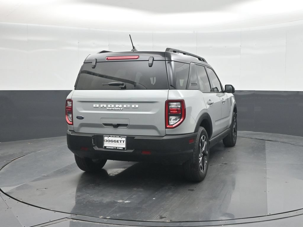 Certified 2023 Ford Bronco Sport Outer Banks w/ Tech Package AWD/4WD image 23