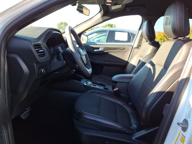 Certified 2023 Ford Escape ST-Line Select w/ Tech Pack #2 AWD/4WD image 19