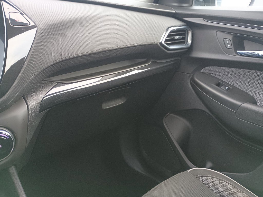 Used 2021 Chevrolet TrailBlazer LT w/ Convenience Package image 19