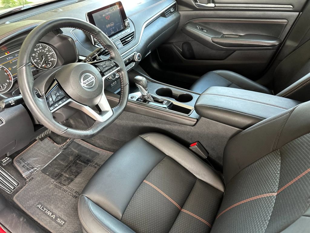 Used 2020 Nissan Altima 2.5 SR w/ Premium Package FWD image 9