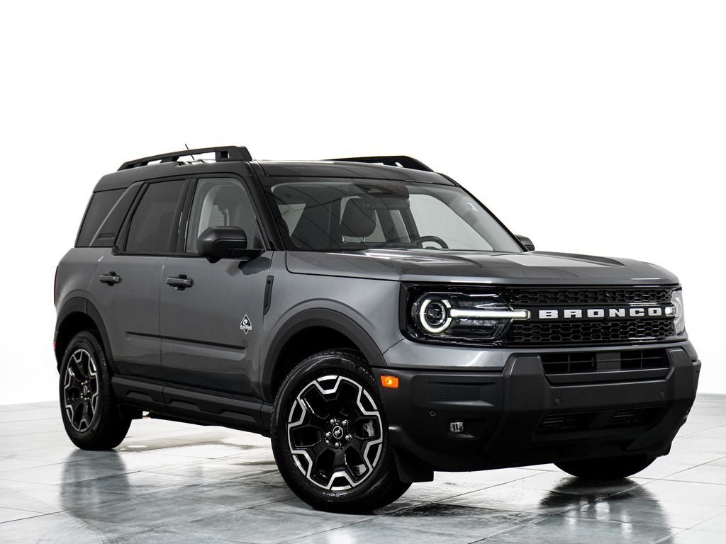 Certified 2025 Ford Bronco Sport Outer Banks w/ Outer Banks Tech Package+ AWD/4WD image 1
