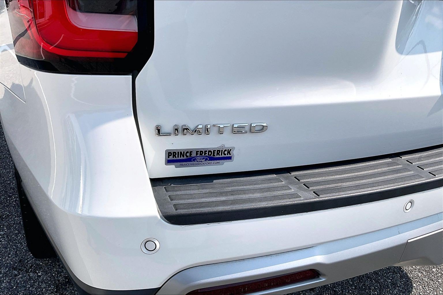Certified 2023 Ford Expedition Limited AWD/4WD image 8
