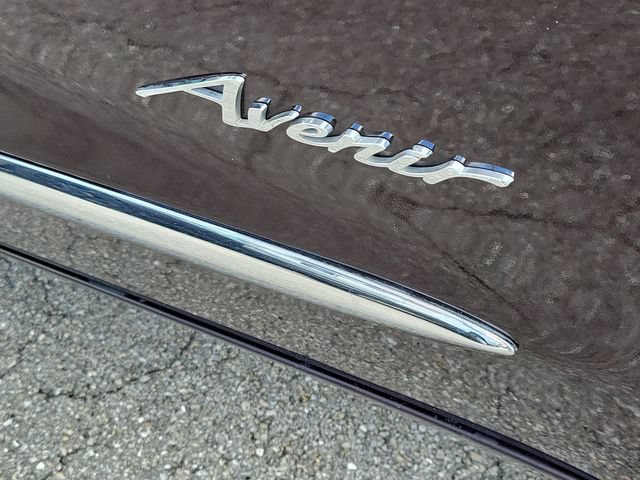 Used 2022 Buick Enclave Avenir w/ Avenir Technology Package AWD/4WD image 13
