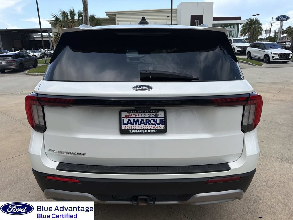 Certified 2025 Ford Explorer Platinum RWD image 9