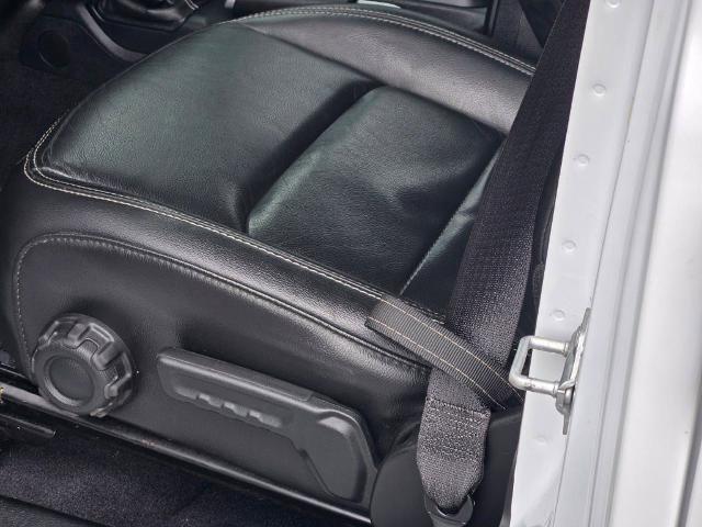 Used 2019 Jeep Wrangler Unlimited Sahara w/ Dual Top Group AWD/4WD image 20