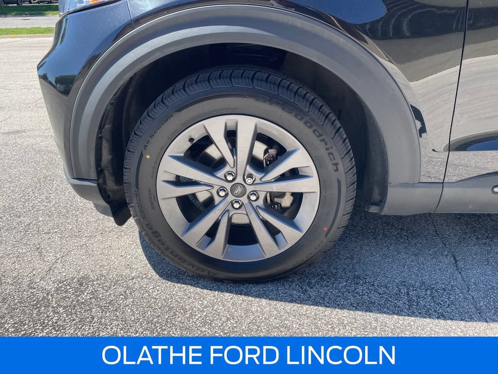 Certified 2023 Ford Explorer XLT w/ Equipment Group 202A AWD/4WD image 28