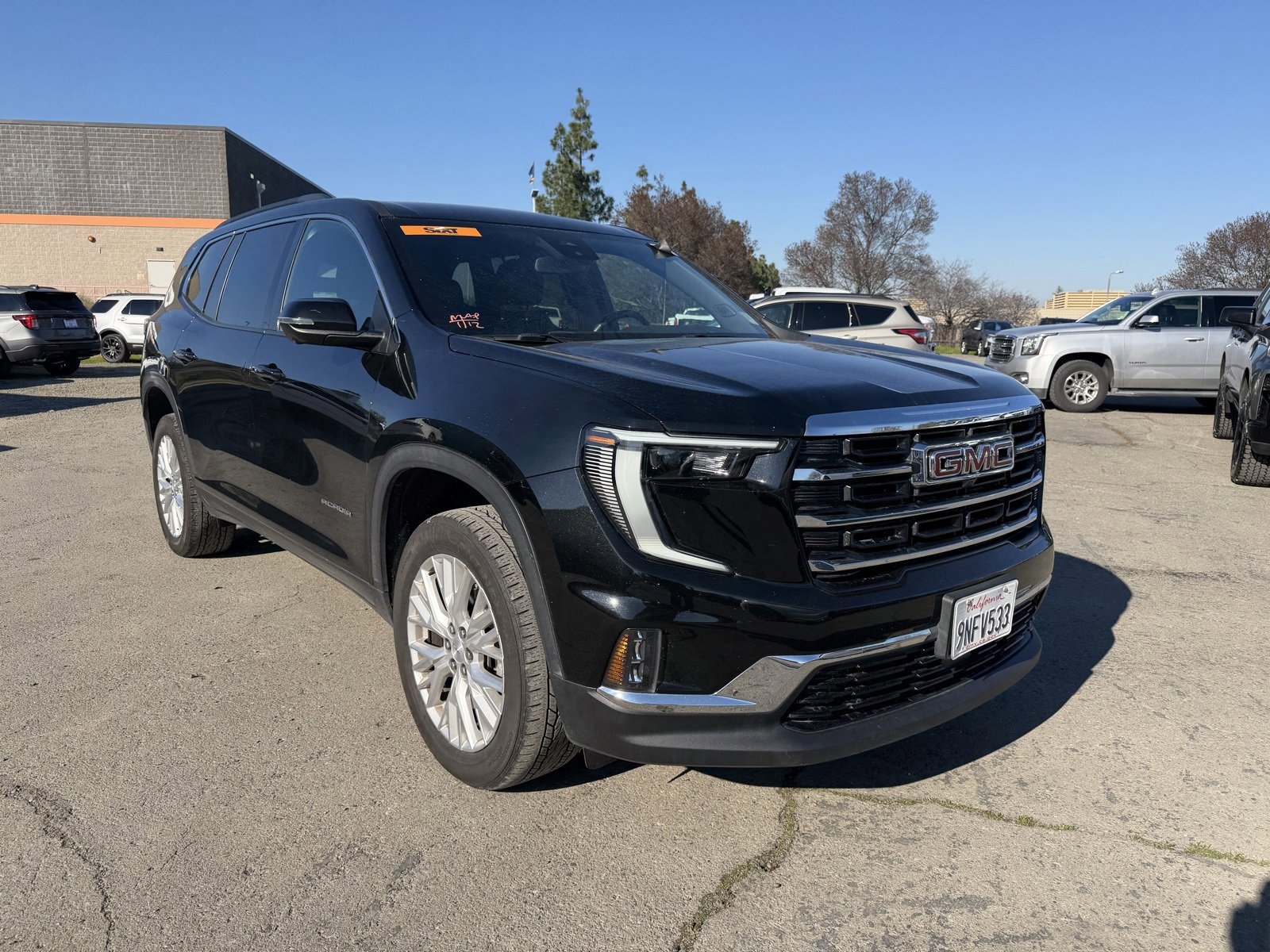 Used 2024 GMC Acadia Elevation image 7