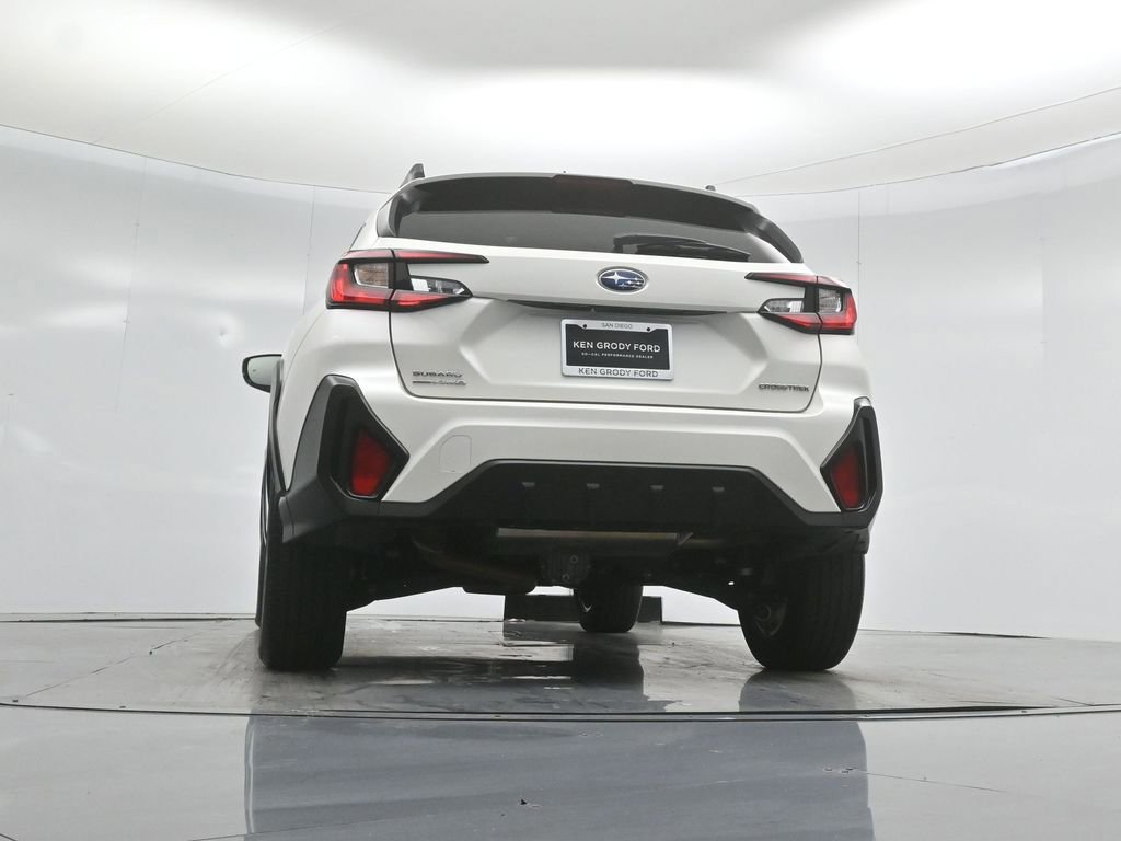 Used 2025 Subaru Crosstrek 2.0i Premium w/ Crosstrek Mirror Package AWD/4WD image 18