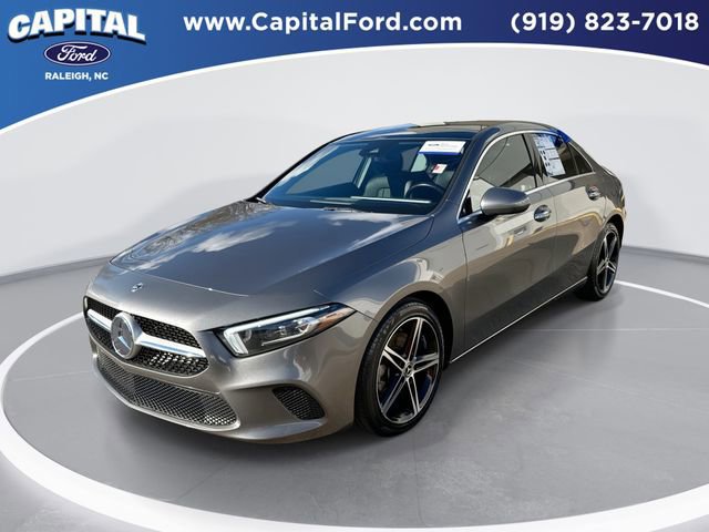 Used 2022 Mercedes-Benz A 220 image 1