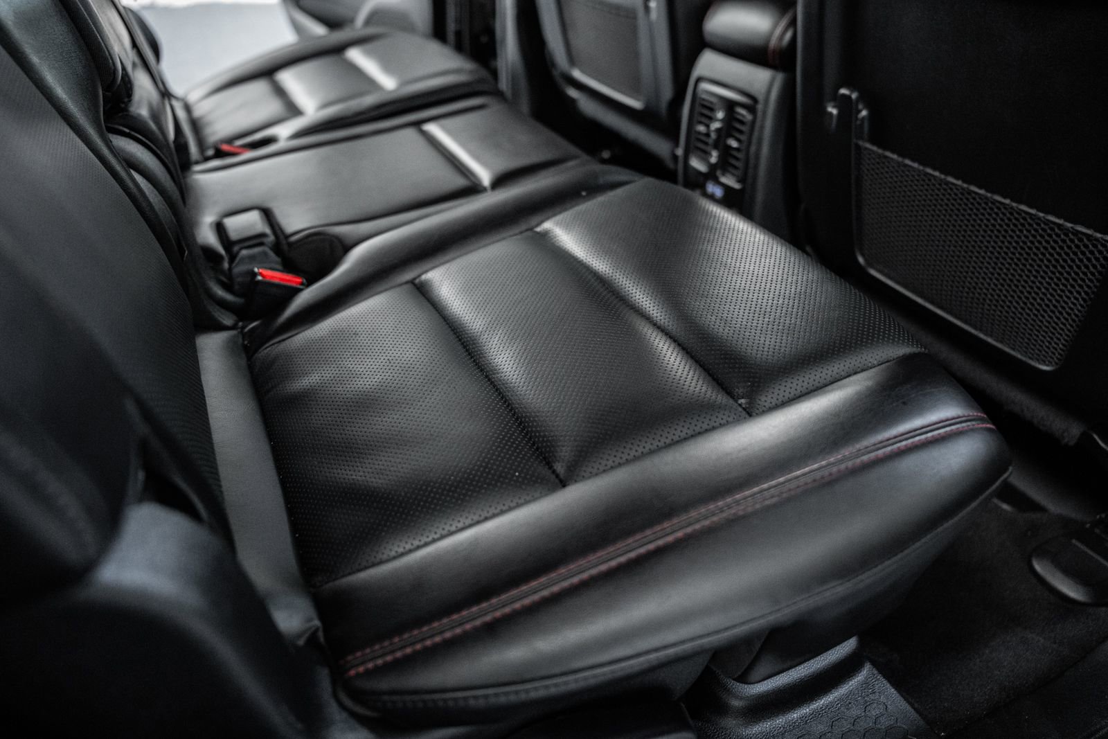 Used 2025 Dodge Durango GT AWD/4WD image 33