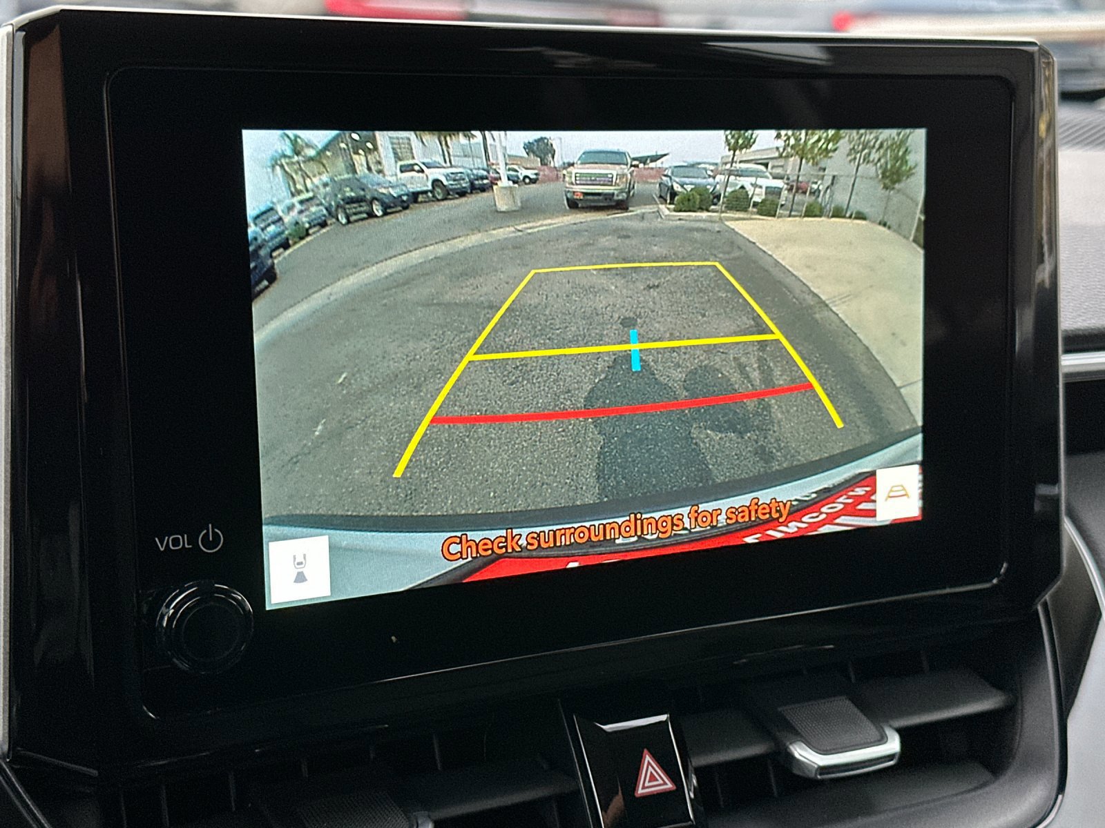 Used 2023 Toyota Corolla Cross XLE image 19