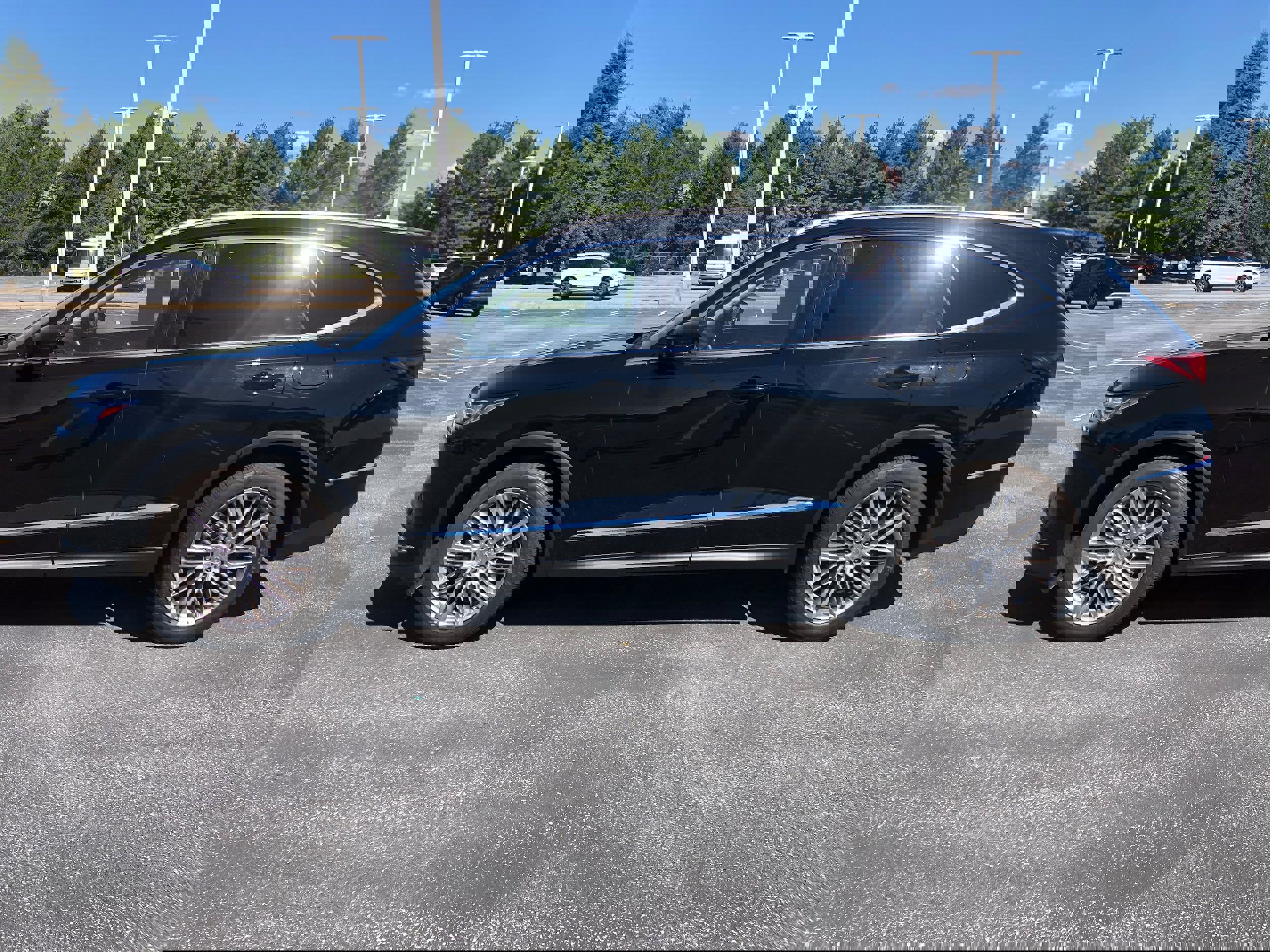 Used 2023 Acura MDX SH-AWD w/ Advance Package video 2