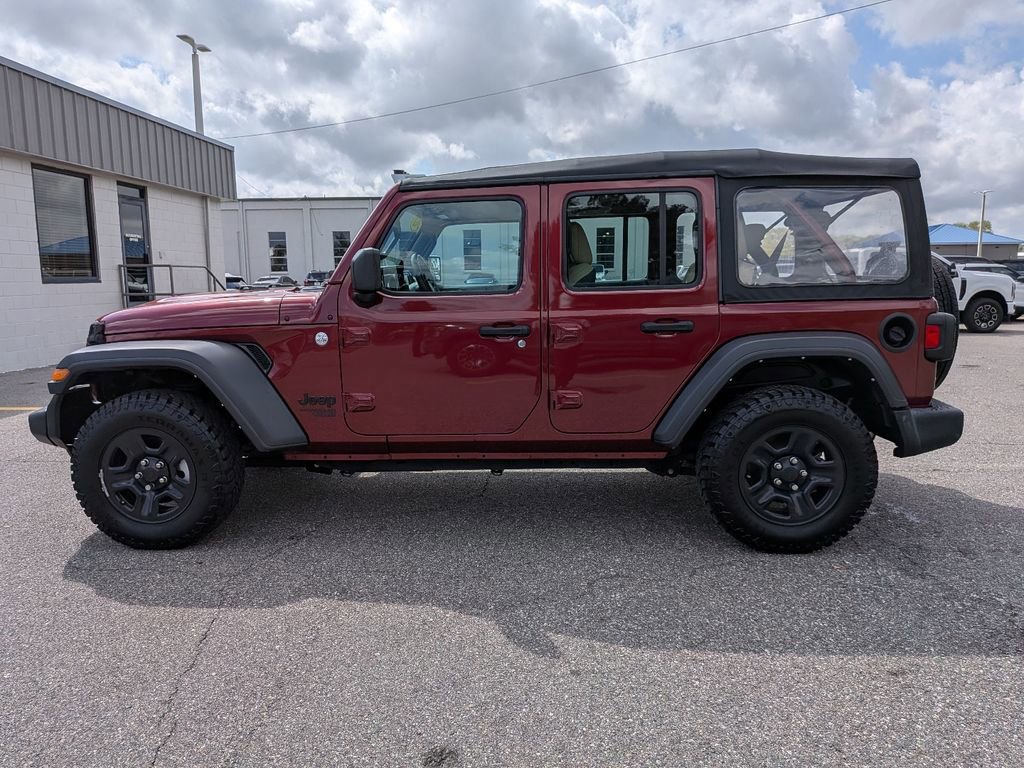 Used 2021 Jeep Wrangler Unlimited Sport image 3