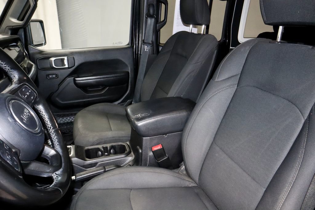 Used 2020 Jeep Wrangler Unlimited Sport AWD/4WD image 24