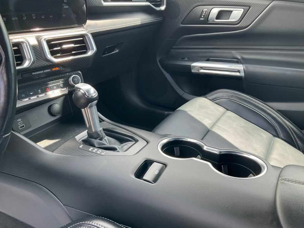 Certified 2025 Ford Mustang Premium RWD image 15