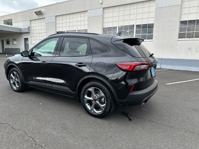 Certified 2025 Ford Escape ST-Line FWD image 4