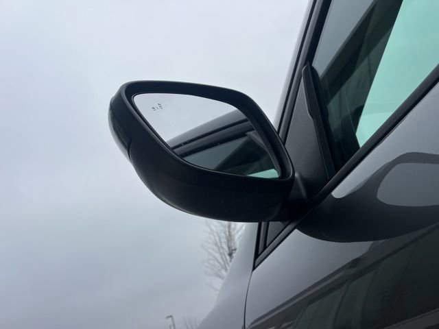 Certified 2022 Ford Escape SEL w/ SEL Stealth AWD Package image 43