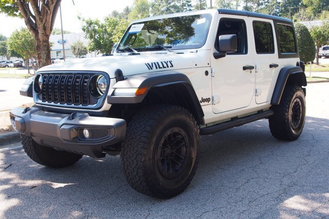 Used 2024 Jeep Wrangler Unlimited Sport AWD/4WD image 3