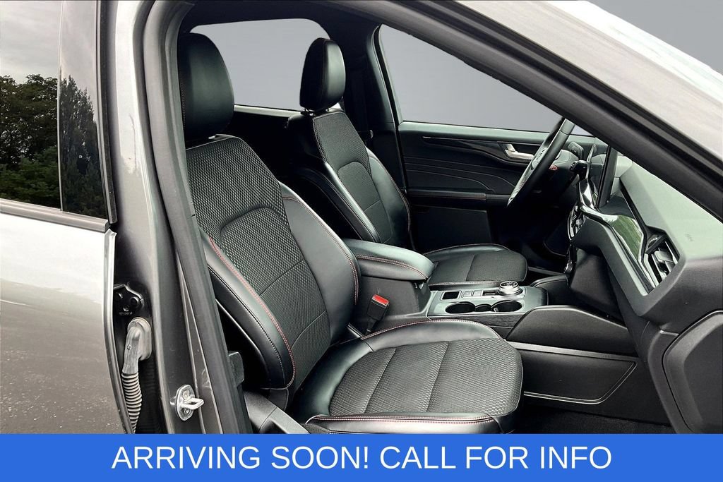 Certified 2024 Ford Escape ST-Line w/ Tech Pack #1 AWD/4WD image 29