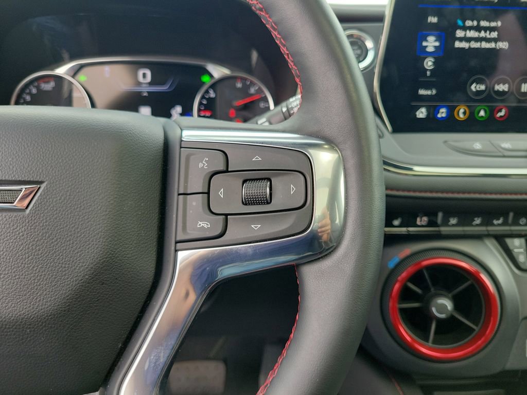 Used 2024 Chevrolet Blazer RS image 25