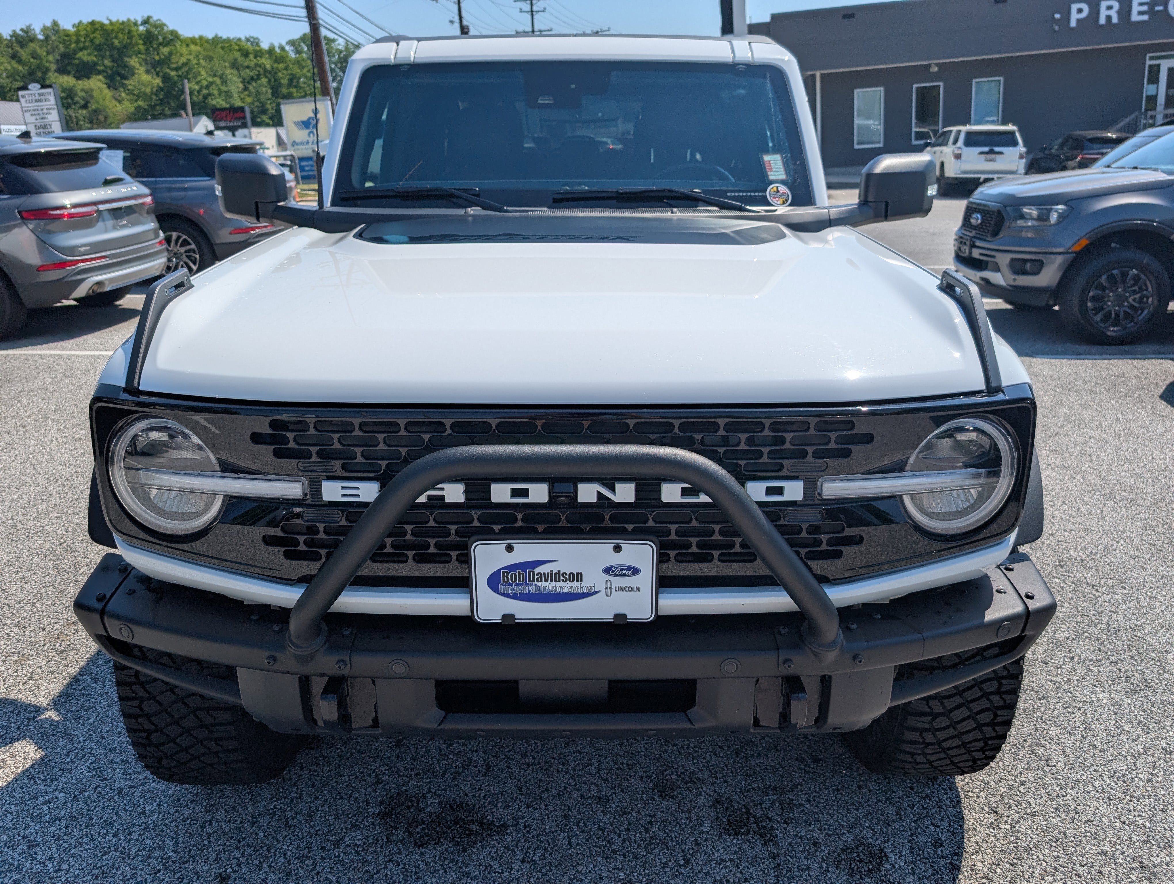 Certified 2023 Ford Bronco Wildtrak AWD/4WD image 10