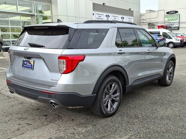 Certified 2023 Ford Explorer XLT w/ Equipment Group 202A AWD/4WD image 16