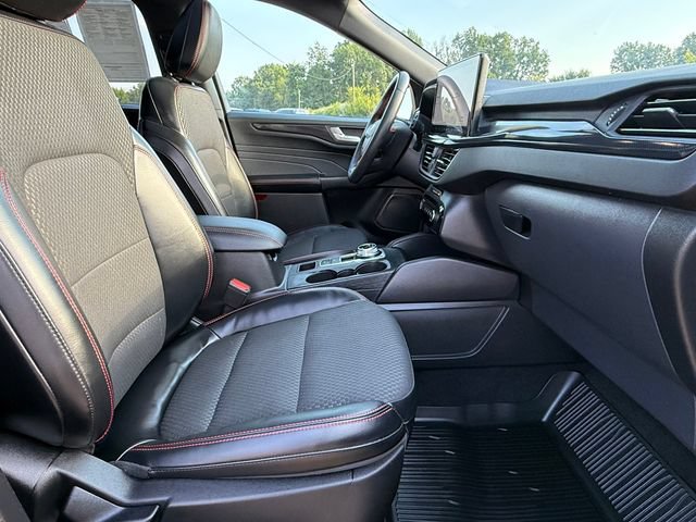 Certified 2023 Ford Escape ST-Line w/ Tech Pack #1 AWD/4WD image 24