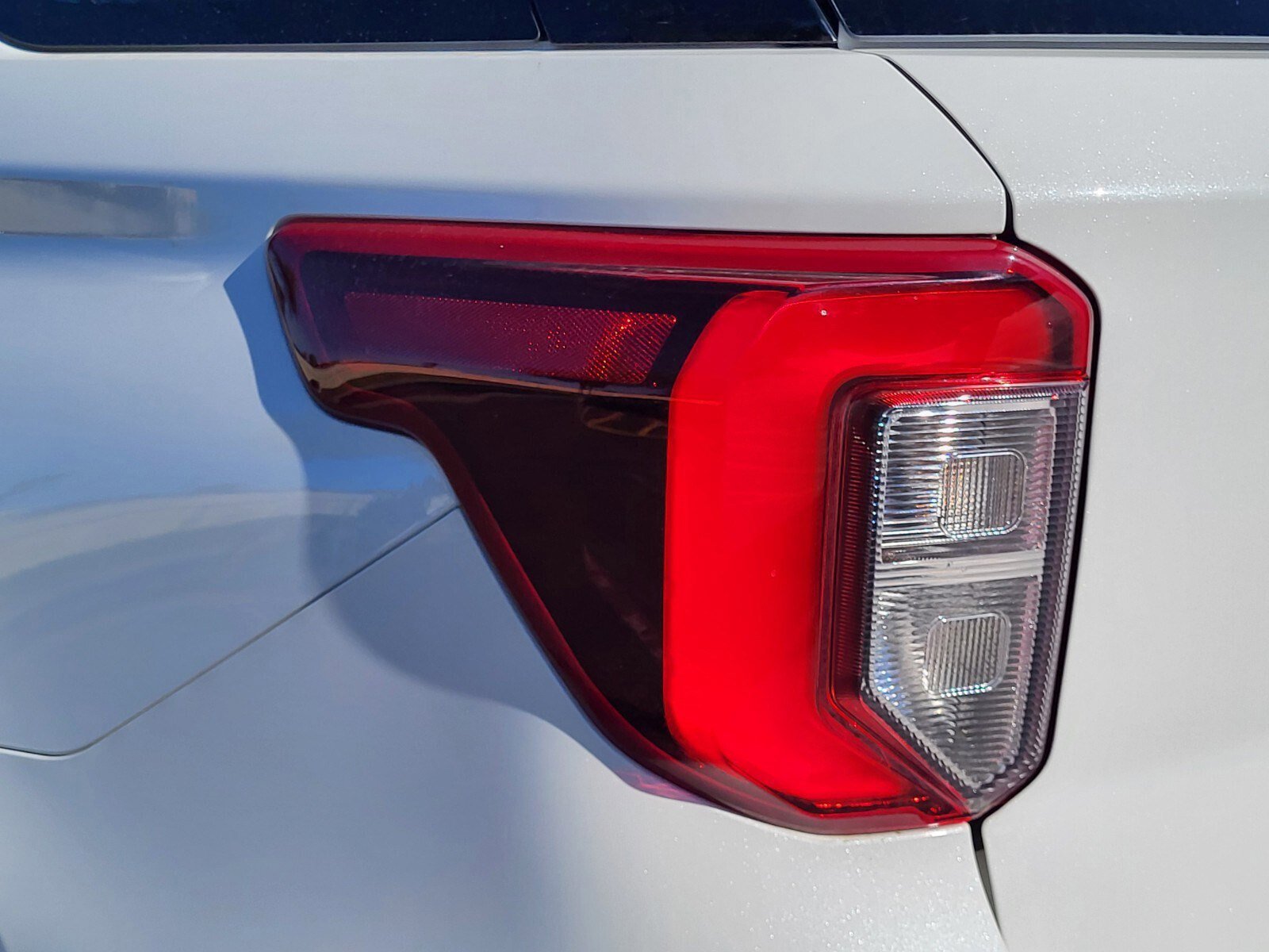 Certified 2023 Ford Explorer ST-Line w/ Class IV Trailer Tow Package image 10