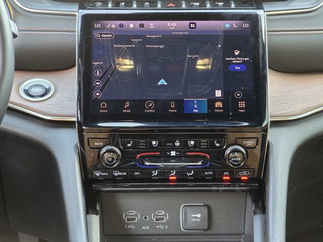 Used 2023 Jeep Grand Cherokee Summit w/ Luxury Tech Group V RWD image 10