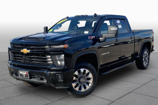 Used 2024 Chevrolet Silverado 2500 Custom w/ Custom Value Package AWD/4WD image 1