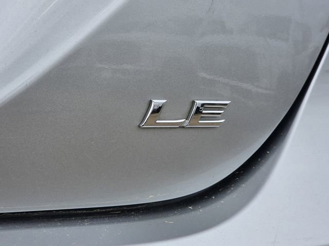 Used 2022 Toyota Camry LE image 28