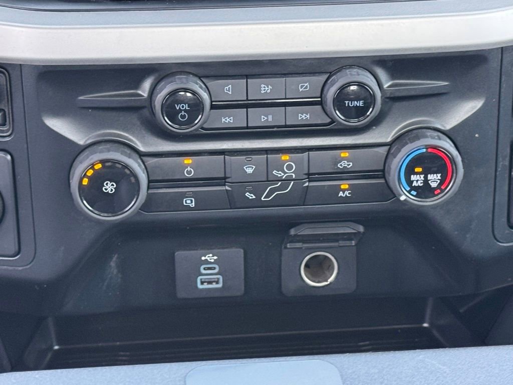 Certified 2024 Ford F350 XL w/ XL Chrome Package RWD image 25