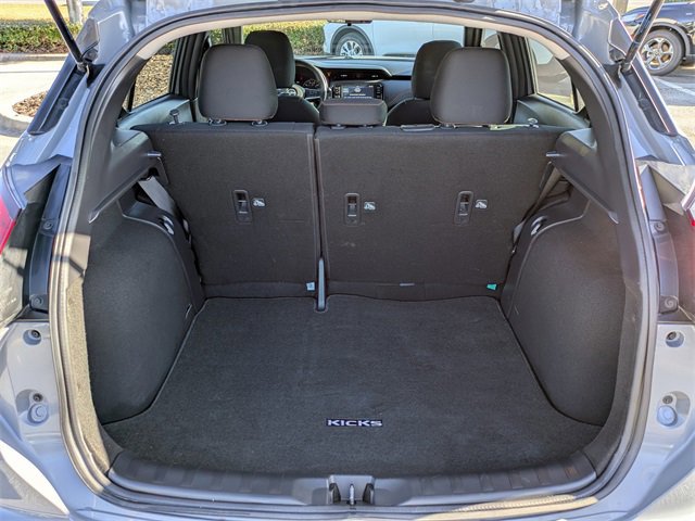 Used 2023 Nissan Kicks SR image 13