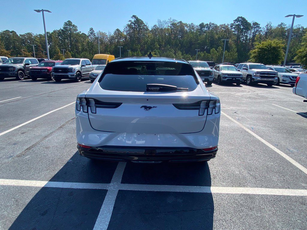Certified 2021 Ford Mustang Mach-E Premium RWD image 6