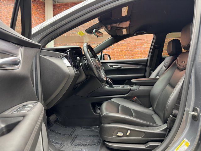 Used 2022 Cadillac XT5 Luxury image 22