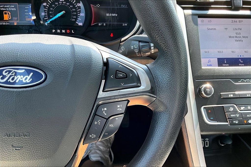 Certified 2020 Ford Fusion SE FWD image 18
